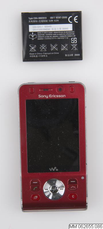 kreupel Geleerde Ban telefon, mobiltelefon, Sony Ericsson, Walkman, Sony Ericsson W910i,  AAD-3052021-BV, walkman, Shinobu | Europeana